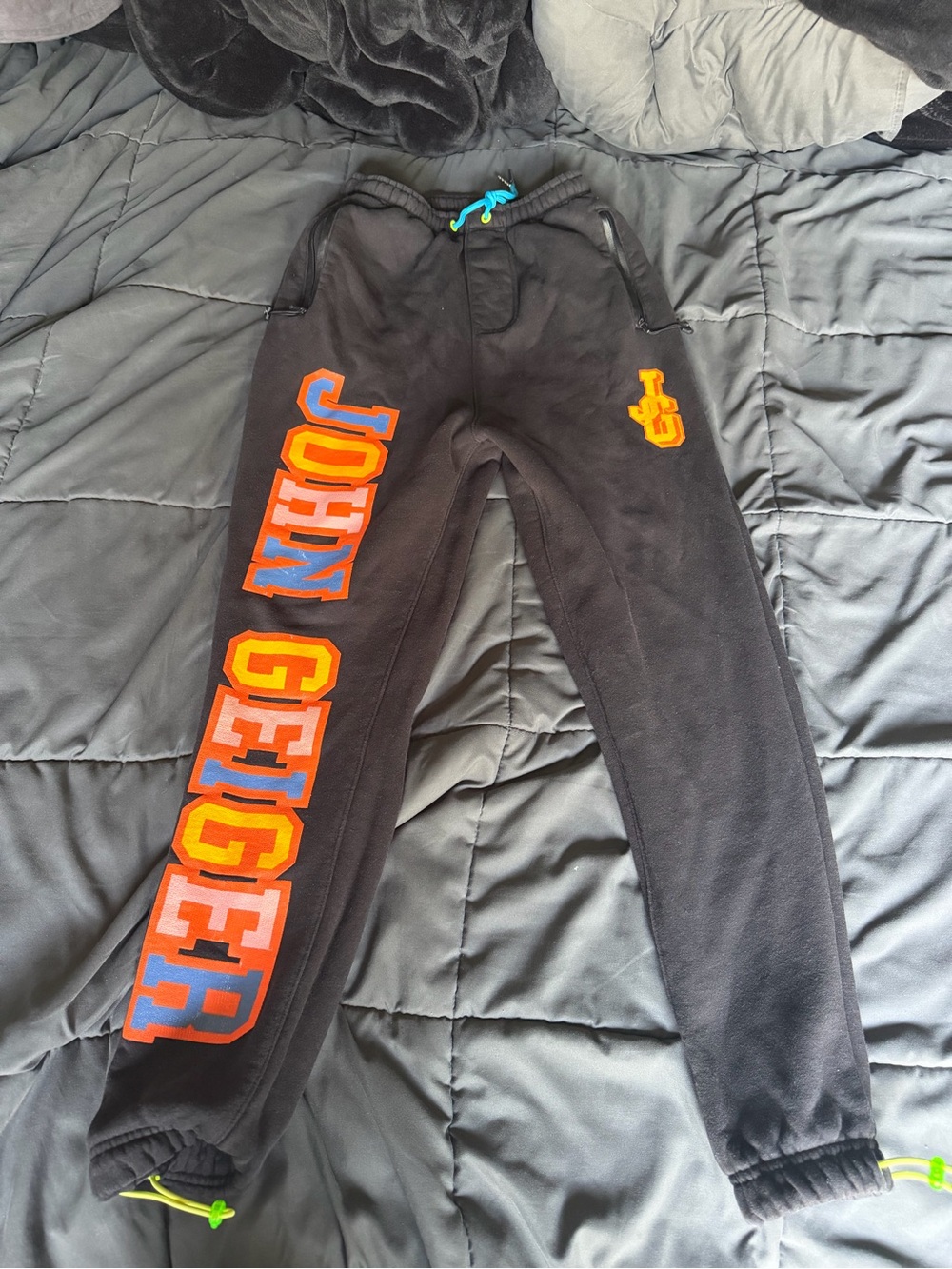 John Geiger Black “John Geiger” Graphic Sweatpants Size Medium